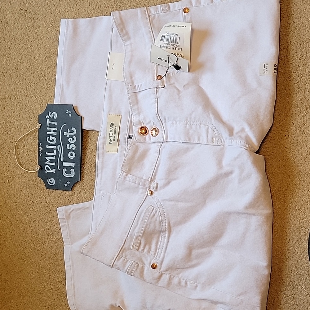 White Mark Denim Collection Capri Jeans 18R White New